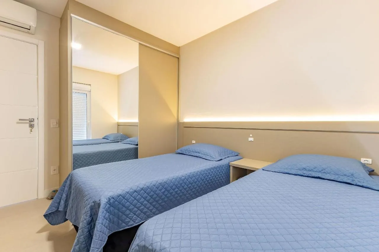 Agravavel Apartamento A Poucos Minutos Da Praia بومبينهاس شقة